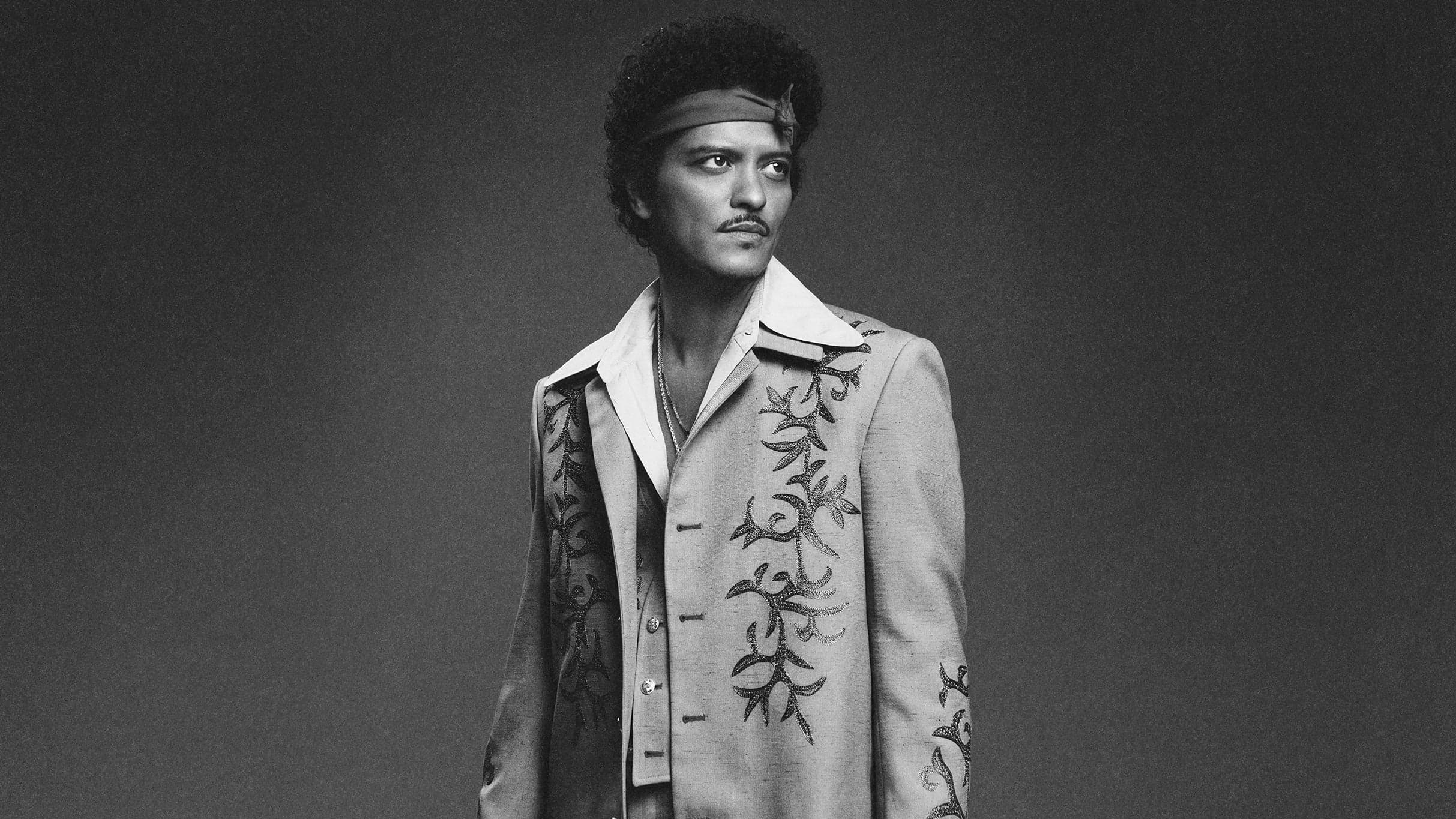 Bruno Mars performing live