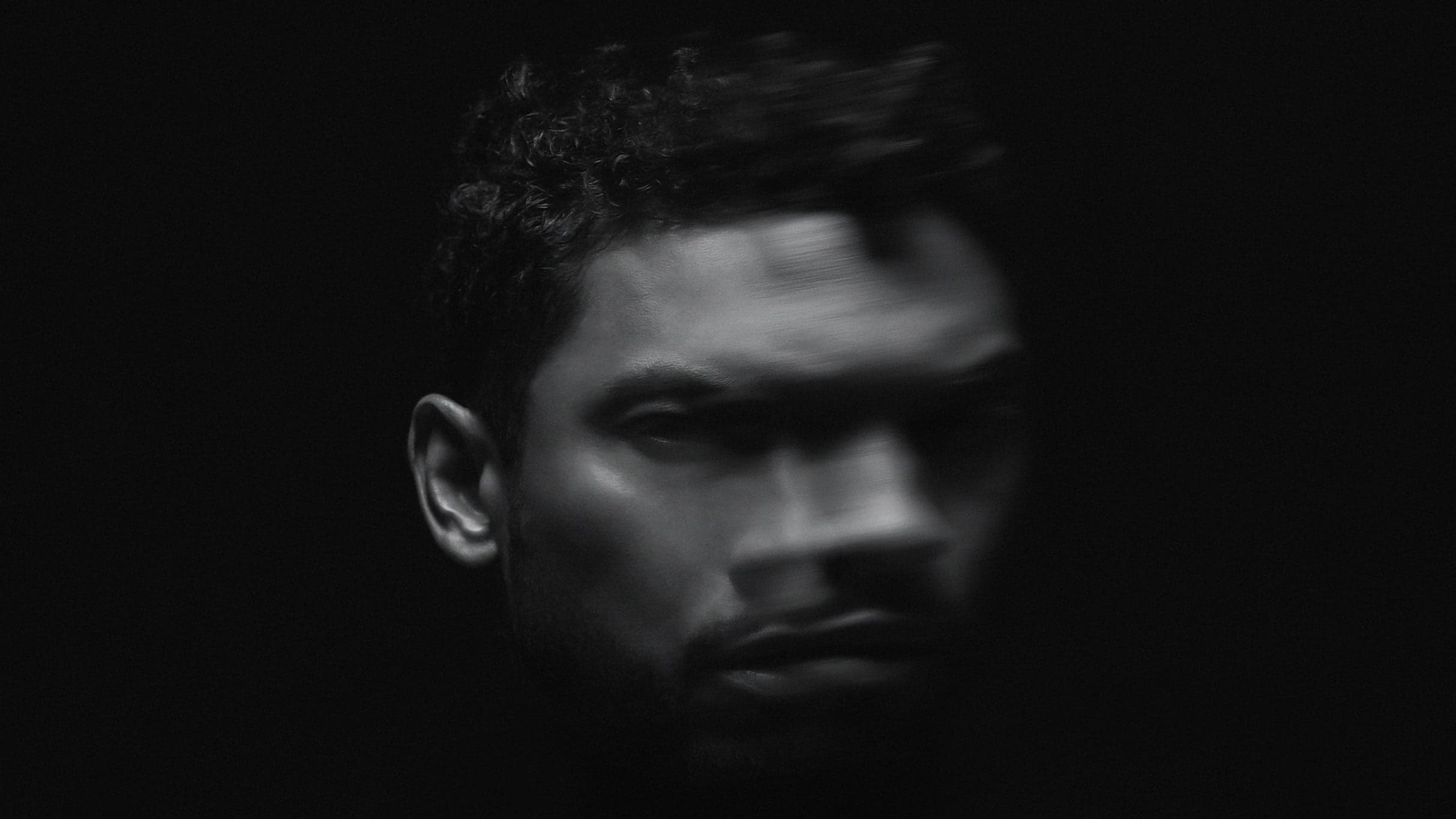Miguel performing live