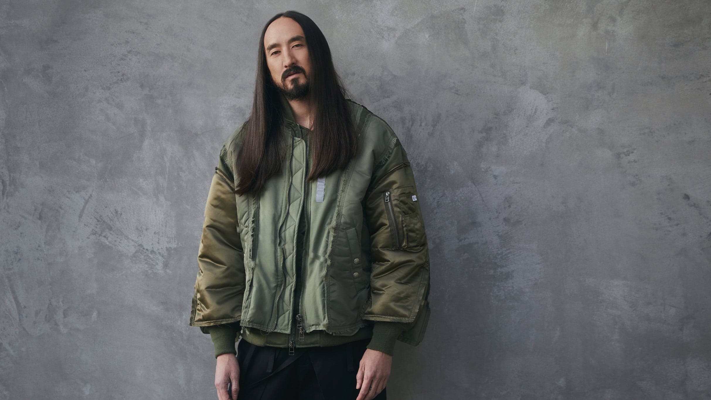 Steve Aoki performing live