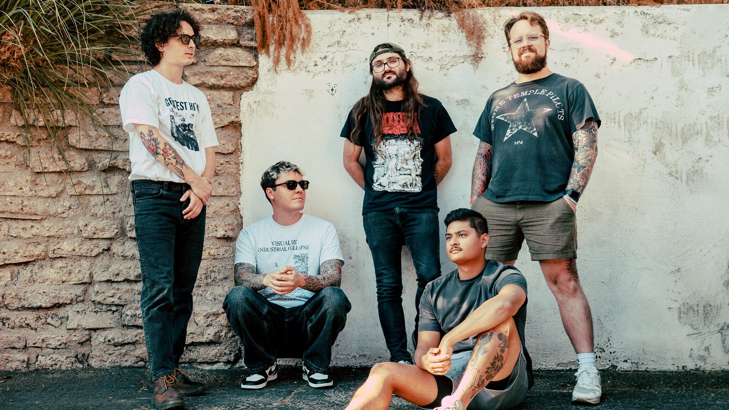 Hot Mulligan performing live