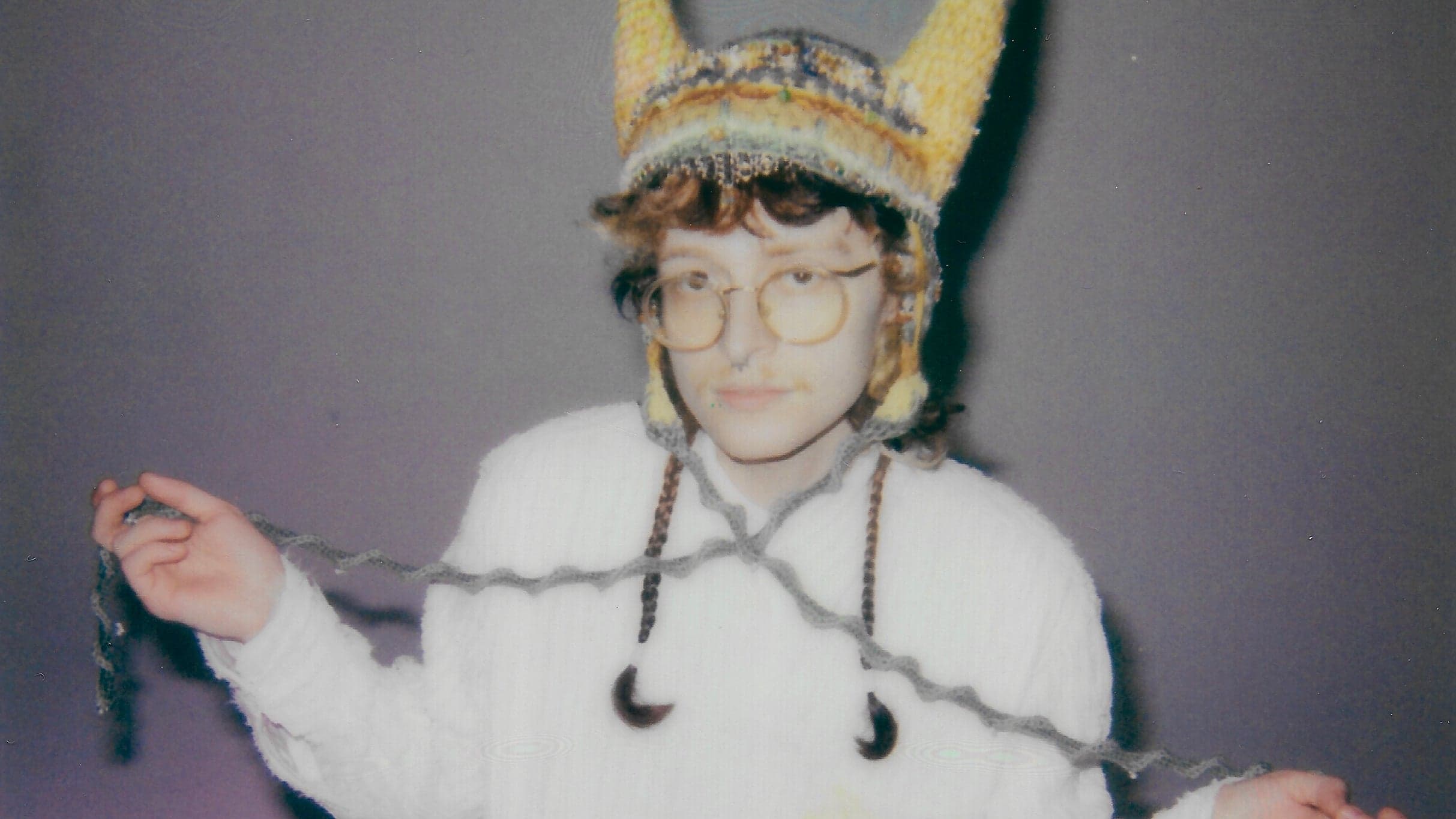 Cavetown performing live