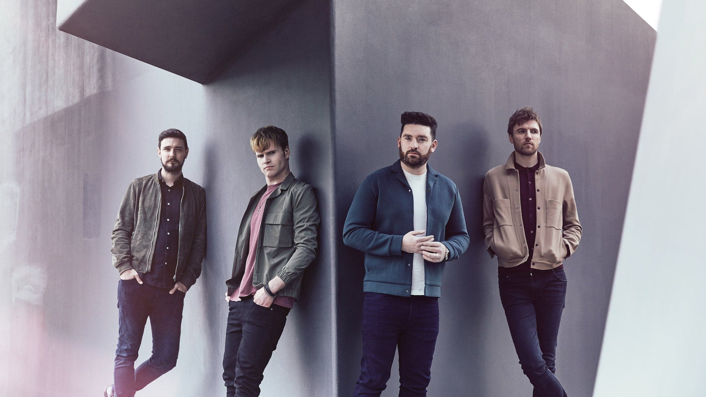 Kodaline performing live