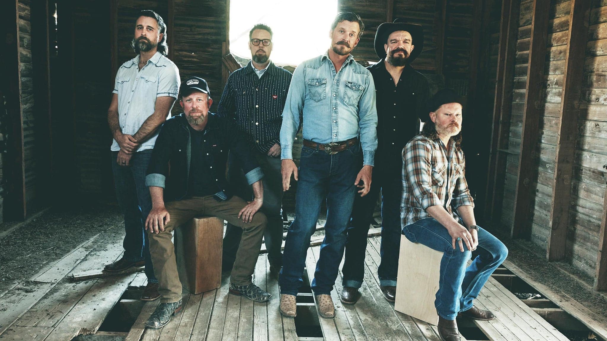 Turnpike Troubadours performing live